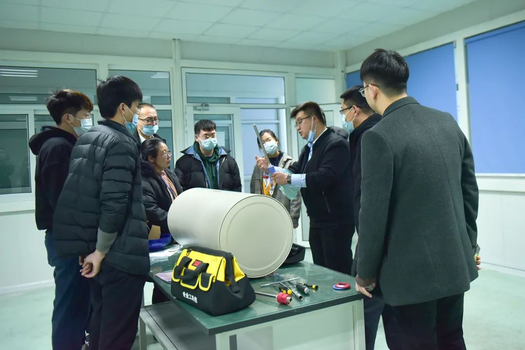 空氣能,太陽(yáng)能,熱水器 空氣能,太陽(yáng)能,熱水器