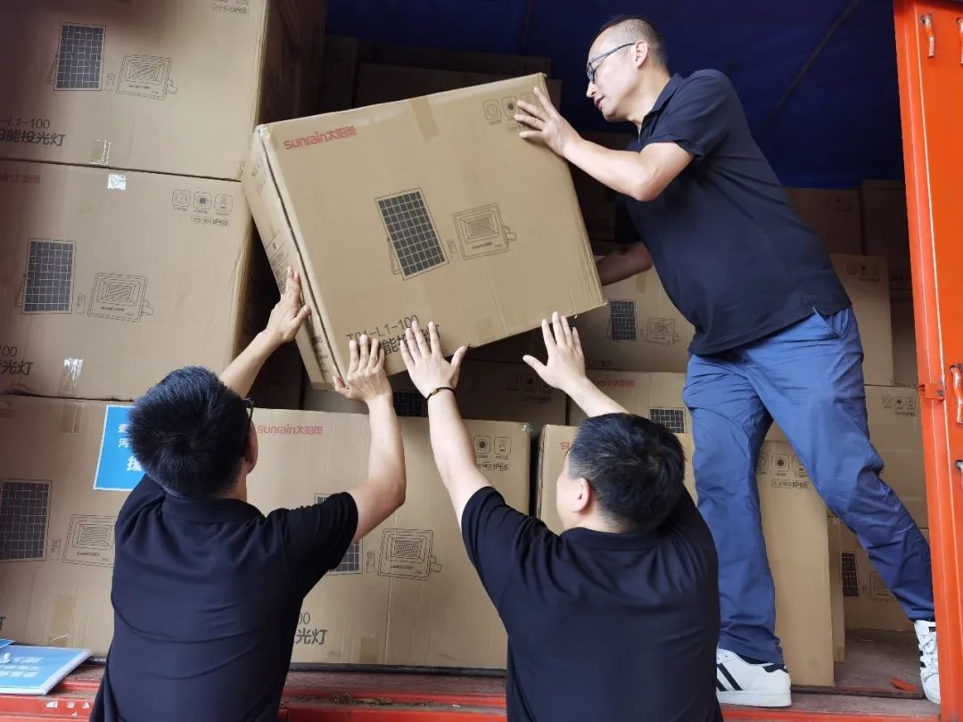 空氣能,太陽(yáng)能,熱水器