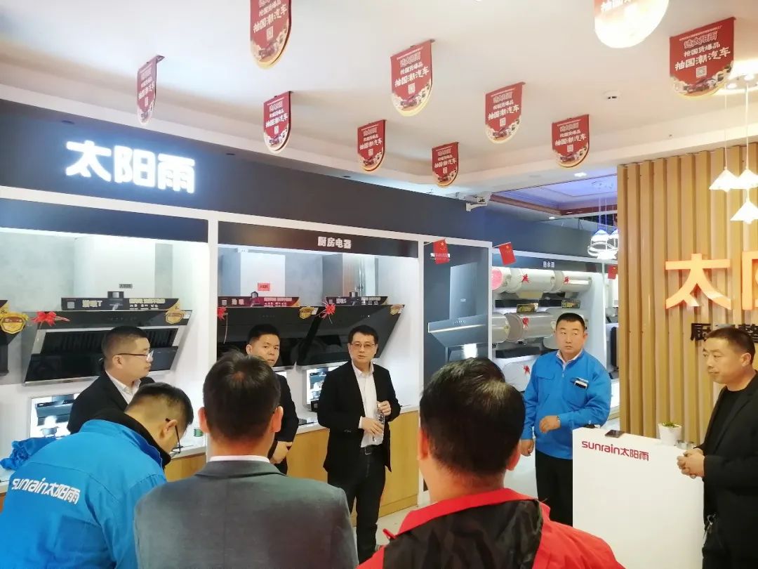 空氣能,太陽(yáng)能,熱水器