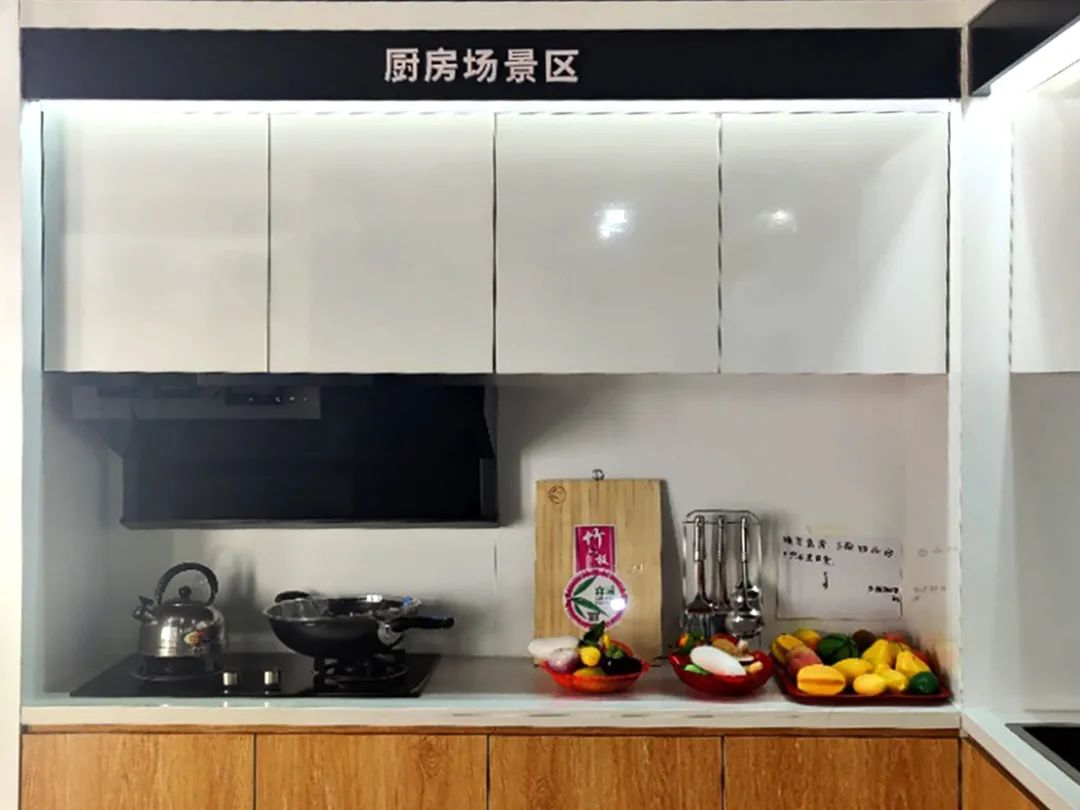 空氣能,太陽(yáng)能,熱水器