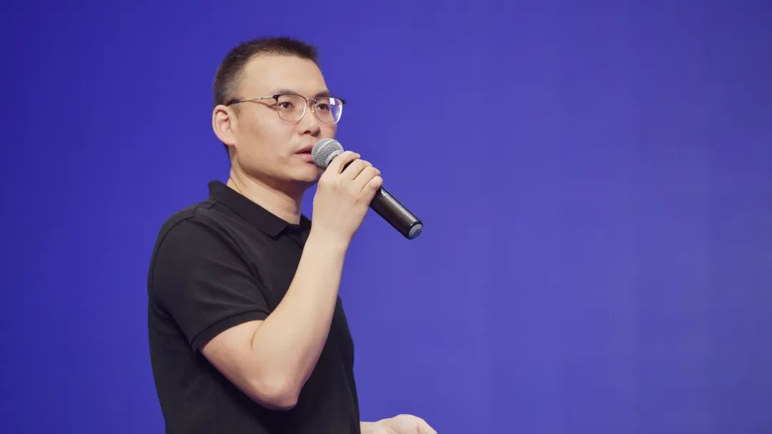 空氣能,太陽(yáng)能,熱水器