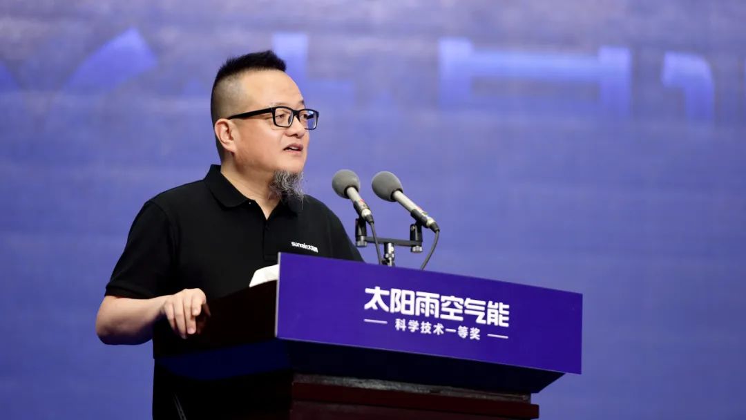 空氣能,太陽(yáng)能,熱水器