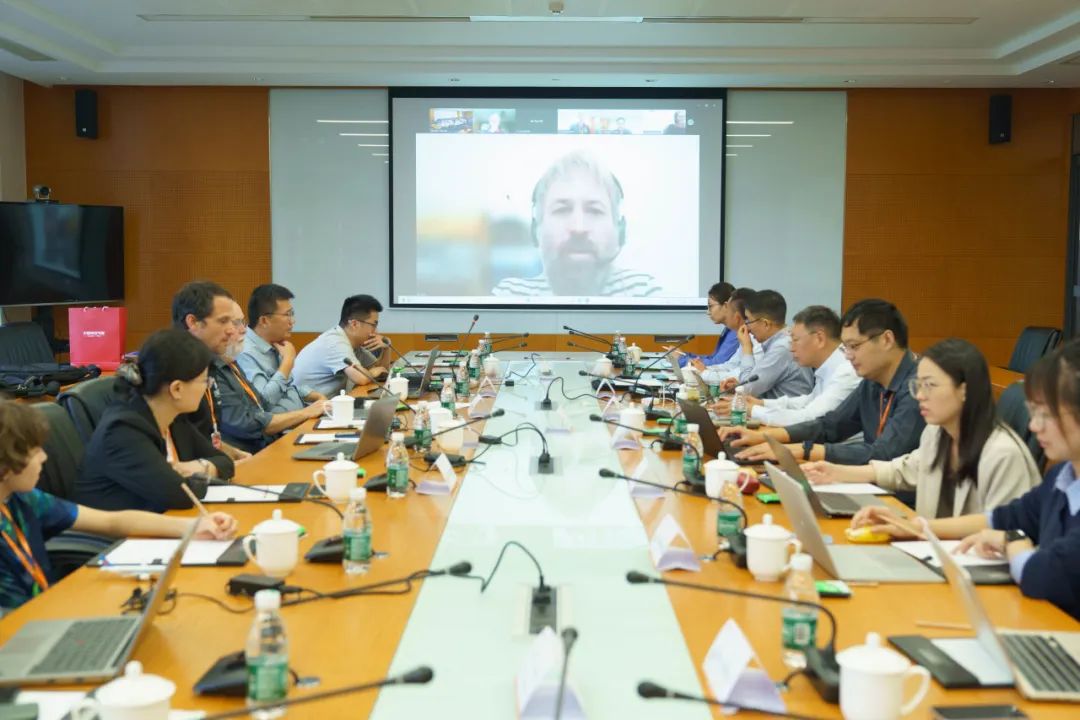 空氣能,太陽能,熱水器