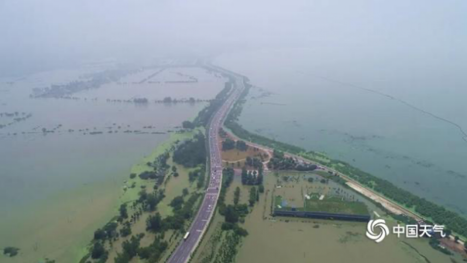共抗洪災(zāi)，太陽雨人在行動